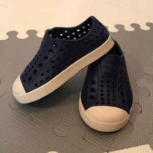 Native Jefferson Shoes- like new!